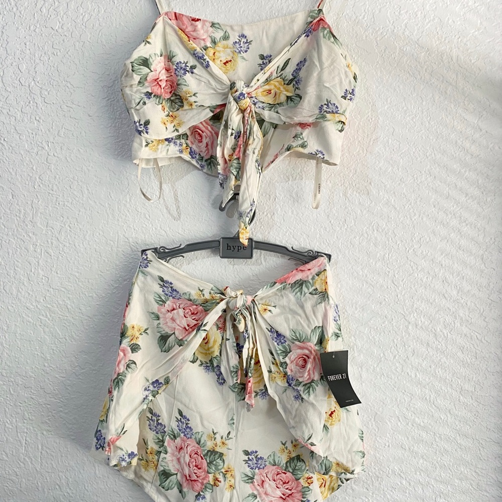 Forever 21, Two-piece Floral Set, 100% Polyester